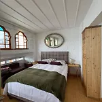 Kro Levant De Luxe *