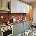 Levant De Luxe Kro *