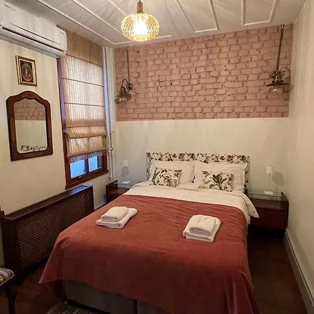 Inn Levant De Luxe