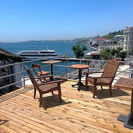 Levant Company De Luxe Istambul