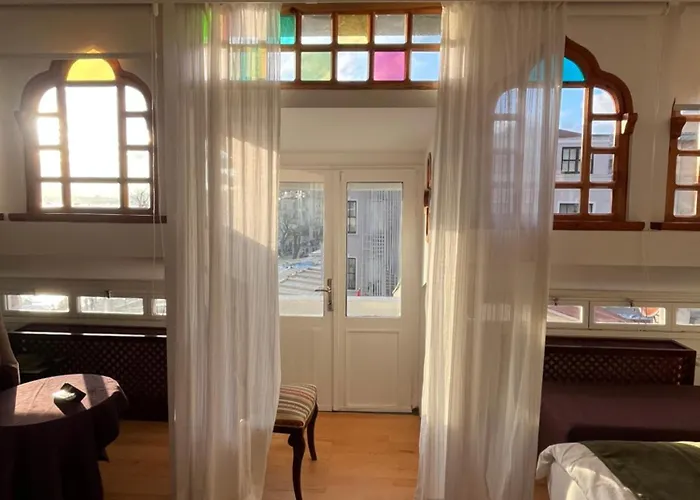 Levant De Luxe Стамбул