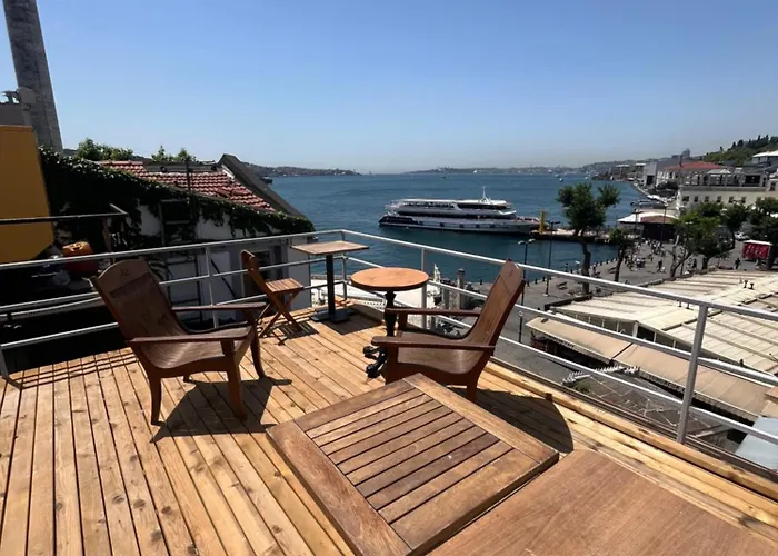 Levant De Luxe Mini-hôtel *