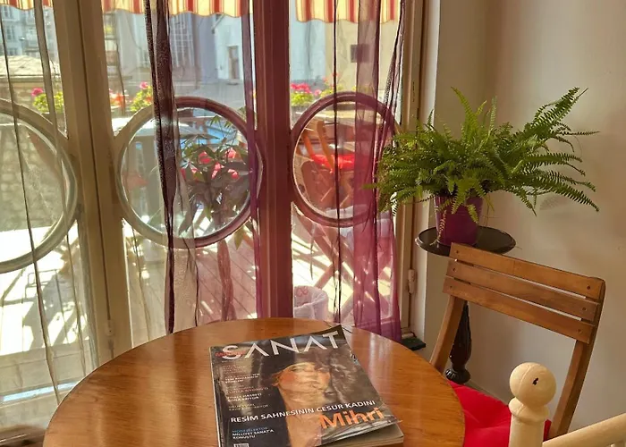 Värdshus Levant De Luxe *